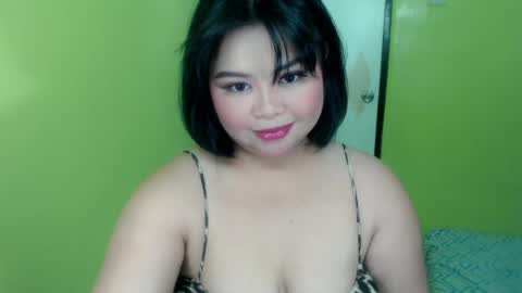Snapshot of gorgeuos_mae chatting on 07.20.26 MAE online show from 07.20.26