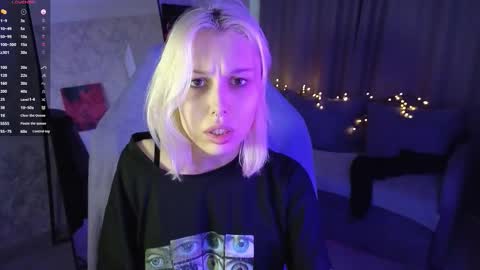 Violeta online show from 11.30.25