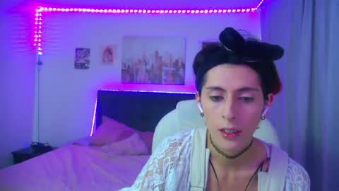 Snapshot of goth_minerva chatting on 04.18.26 goth_minerva online show from 04.18.26