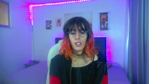 Snapshot of goth_minerva chatting on 05.09.26 goth_minerva online show from 05.09.26