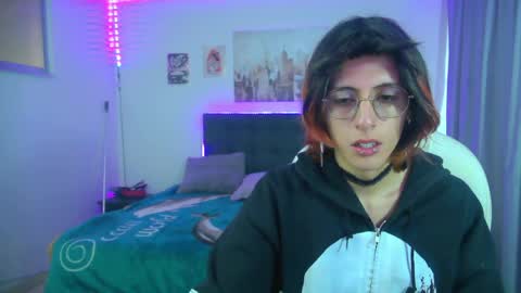 Snapshot of goth_minerva chatting on 05.18.26 goth_minerva online show from 05.18.26