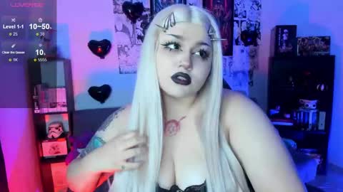 Snapshot of goth_stein chatting on 02.24.25 Engel Please help me to reach 50 thumbs up online show from 02.24.25