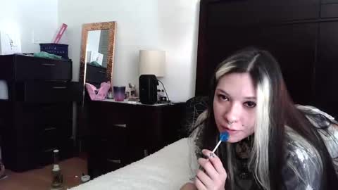 Snapshot of gothbaby305 chatting on 04.27.26 gothbaby305 online show from 04.27.26