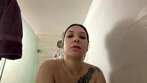 Snapshot of gothbaby305 chatting on 05.23.26 gothbaby305 online show from 05.23.26