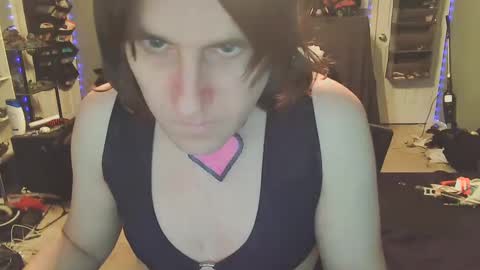 Snapshot of gothic123451 chatting on 01.04.25 Victoriana online show from 01.04.25