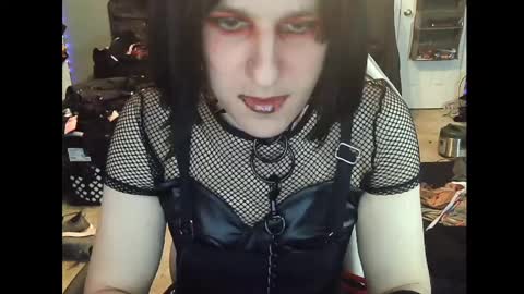 Snapshot of gothic123451 chatting on 01.11.25 Victoriana online show from 01.11.25