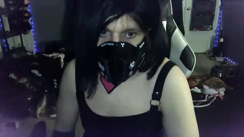 Snapshot of gothic123451 chatting on 01.14.25 Victoriana online show from 01.14.25