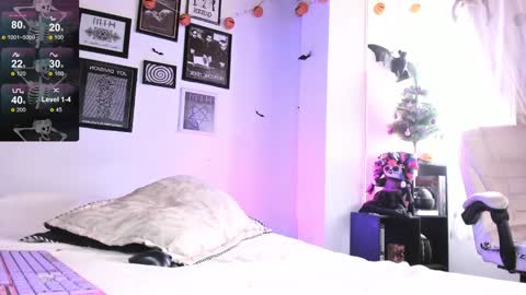 hi my name is Elizabeth nice to meet you online show from 12.11.24