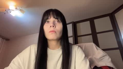 Snapshot of gothickq chatting on 05.18.26 gothickq online show from 05.18.26