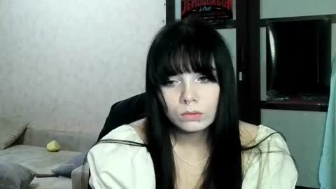 Snapshot of gothickq chatting on 06.28.26 gothickq online show from 06.28.26