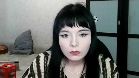 Snapshot of gothickq chatting on 07.18.26 gothickq online show from 07.18.26