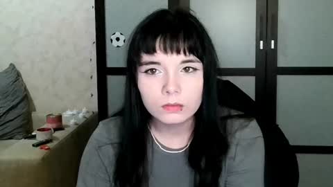Snapshot of gothickq chatting on 07.19.26 gothickq online show from 07.19.26
