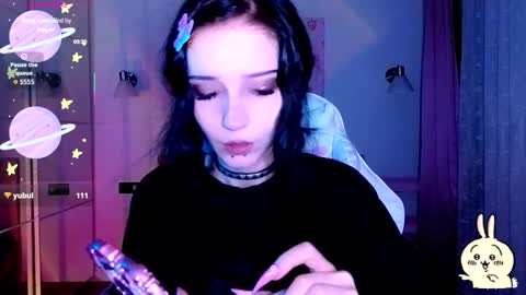 Snapshot of gothiclali chatting on 04.25.26 gothiclali online show from 04.25.26