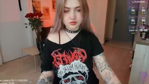 Snapshot of gothkittys chatting on 02.17.26 traumfrau Kira angel face devil eyes I SELL A LOT VIDEO IN GALLERY online show from 02.17.26