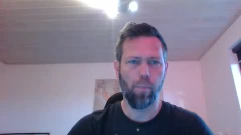 Snapshot of gottalop chatting on 10.12.25 gottalop online show from 10.12.25