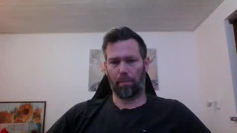 Snapshot of gottalop chatting on 12.22.25 gottalop online show from 12.22.25