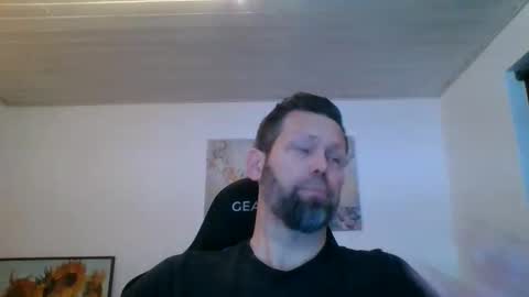 Snapshot of gottalop chatting on 02.22.26 gottalop online show from 02.22.26