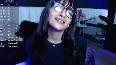 Meredith Alessandra online show from 04.17.26