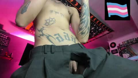 Snapshot of gowtherrrr_ chatting on 04.25.26 Manolo modelo independiente online show from 04.25.26