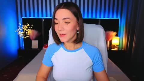 Snapshot of gracefulmichelle chatting on 04.18.26 gracefulmichelle online show from 04.18.26