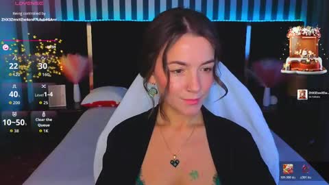 Snapshot of gracefulmichelle chatting on 05.14.26 gracefulmichelle online show from 05.14.26