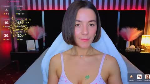 Snapshot of gracefulmichelle chatting on 05.31.26 gracefulmichelle online show from 05.31.26