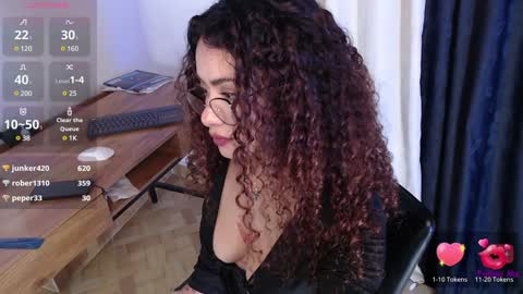 Snapshot of gracehill__ chatting on 02.01.25  Im Sofia  online show from 02.01.25