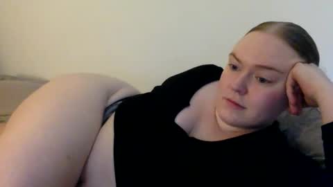 Snapshot of graceloves69 chatting on 09.26.25 Grace Loves online show from 09.26.25