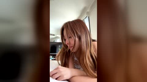 Snapshot of gracemeow chatting on 04.20.26 gracemeow online show from 04.20.26