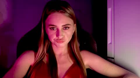 Snapshot of gracetorrezz chatting on 02.11.25 gracetorrezz online show from 02.11.25