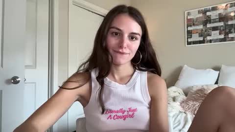 Snapshot of graciesmith27 chatting on 06.10.26 Gracie Smith online show from 06.10.26