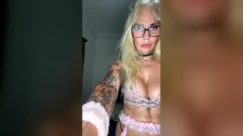 Antzella Granny online show from 04.28.26