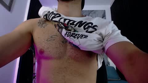 Grant Irons  online show from 04.04.26