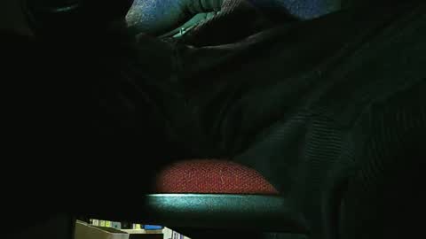 Snapshot of grapefruit chatting on 12.04.25 grapefruit online show from 12.04.25