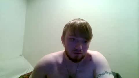 Snapshot of gravewalker22 chatting on 02.25.26 gravewalker22 online show from 02.25.26