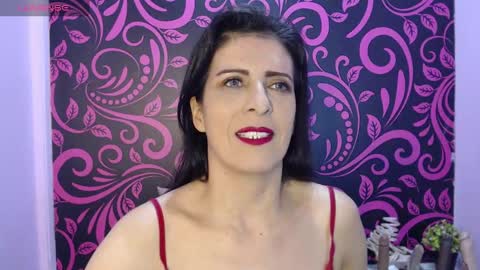 Snapshot of great_pussy20 chatting on 02.11.25 Isabella online show from 02.11.25