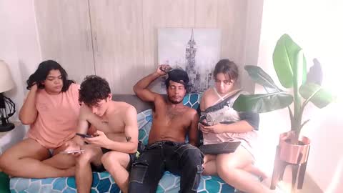 Snapshot of grecia_millercol chatting on 12.17.24 grecia_millercol online show from 12.17.24