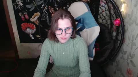 Snapshot of greenwitch9 chatting on 05.01.26 Lina online show from 05.01.26