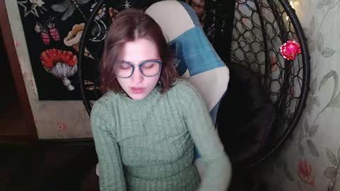 Snapshot of greenwitch9 chatting on 05.06.26 Lina online show from 05.06.26