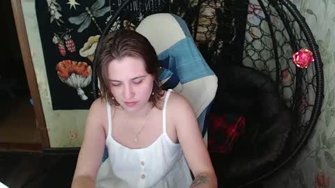 Snapshot of greenwitch9 chatting on 06.05.26 Lina online show from 06.05.26