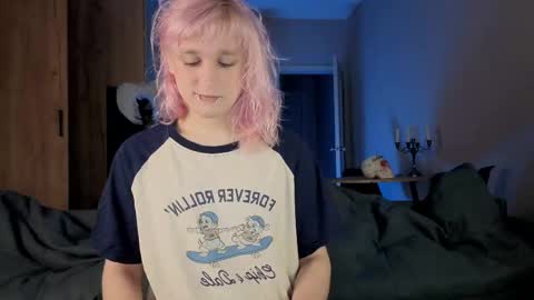 Greg-independent model online show from 04.25.26