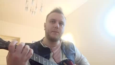 Snapshot of gregory_the_bear chatting on 12.09.24 Gregory online show from 12.09.24