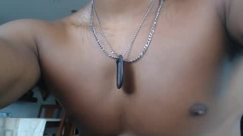 Snapshot of gregory_x chatting on 09.16.25 Gregory max online show from 09.16.25