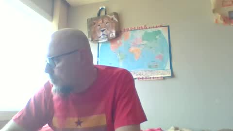 Snapshot of gregrev chatting on 06.14.26 gregrev online show from 06.14.26