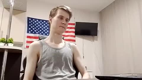 Snapshot of greonn chatting on 05.07.26 Felix online show from 05.07.26
