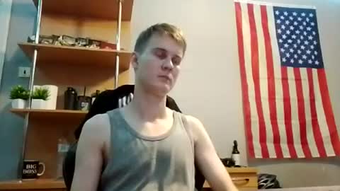 Snapshot of greonn chatting on 07.10.26 Felix online show from 07.10.26