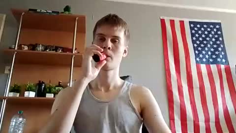 Snapshot of greonn chatting on 07.17.26 Felix online show from 07.17.26