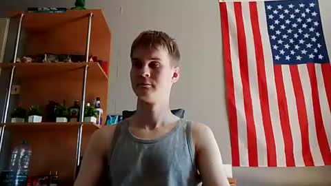 Snapshot of greonn chatting on 07.18.26 Felix online show from 07.18.26