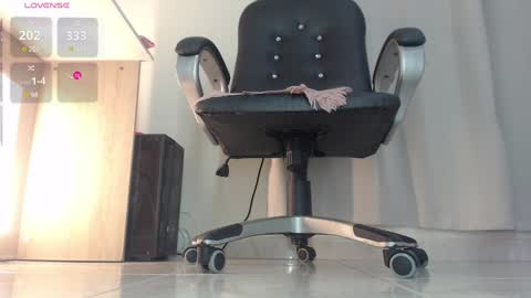 Snapshot of greta_bellucci chatting on 01.13.25 Greta online show from 01.13.25