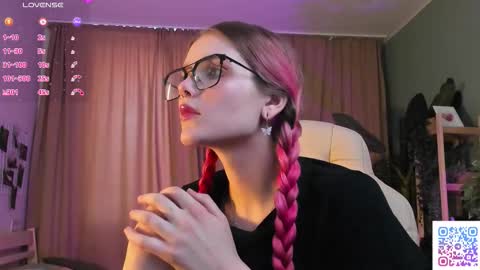 gretchen_mol online show from 03.17.26